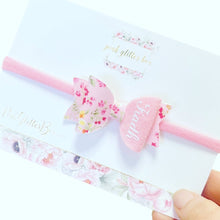 Load image into Gallery viewer, Personalised floral hairbow
