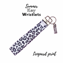 Load image into Gallery viewer, Summer key fob wristlets
