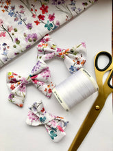 Load image into Gallery viewer, Spring sailor hair bow - Grace
