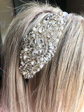 Load image into Gallery viewer, Occasion sparkle hair band
