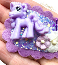 Load image into Gallery viewer, Pretty pastel pony clips
