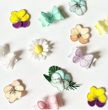 Load image into Gallery viewer, Felt Pansy Headband
