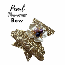 Load image into Gallery viewer, Summer Pearl flower bow
