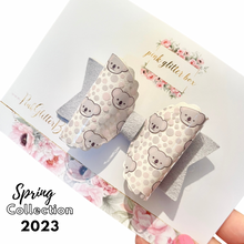 Load image into Gallery viewer, Spring Koala bow
