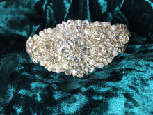 Load image into Gallery viewer, Occasion sparkle hair band
