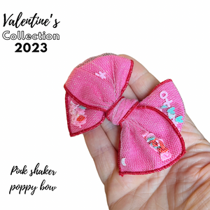 Valentine’s shaker poppy bow