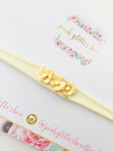 Load image into Gallery viewer, Newborn headbands
