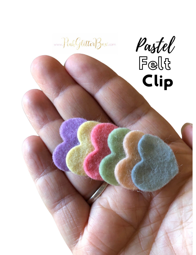 Pastel heart clip