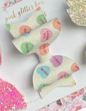 Load image into Gallery viewer, Valentines midi bows
