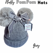 Load image into Gallery viewer, Pom Pom hats
