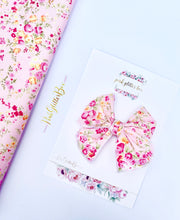 Load image into Gallery viewer, Spring Floral pink poppy bow
