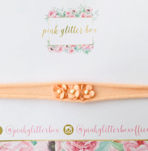 Load image into Gallery viewer, Newborn headbands
