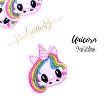 Load image into Gallery viewer, Mini Summer feltie clips
